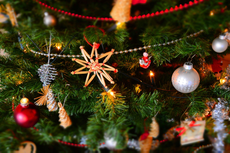 Unlit Artificial Christmas Trees: A Guide to Decorating Your House